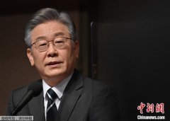 韩国一冷冻仓库突发火灾致两名消防员死亡 李在明哀悼